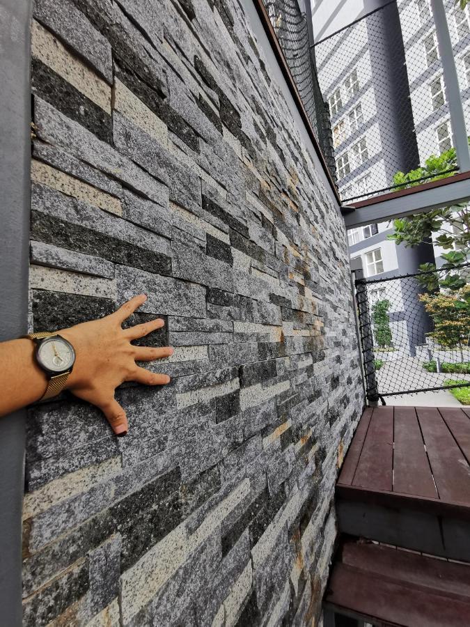 Kajang Industrial House With Olympic Size Swimming Pool Apartment Exterior foto